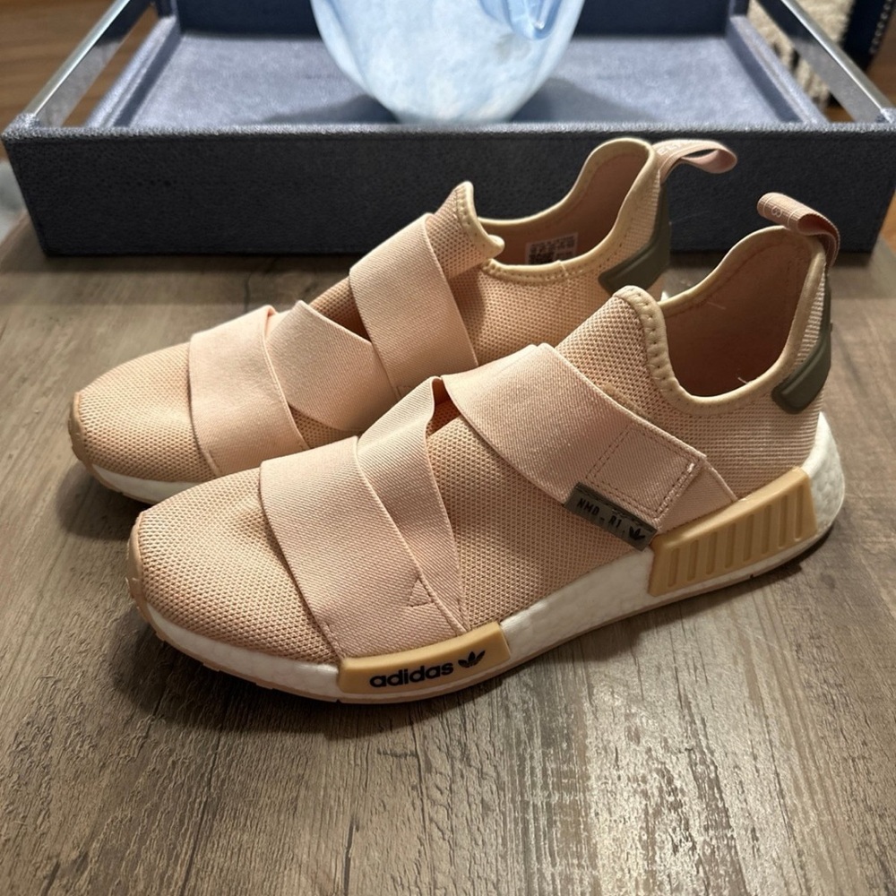 adidas NMD
_R1 Strap Shoes - Pink